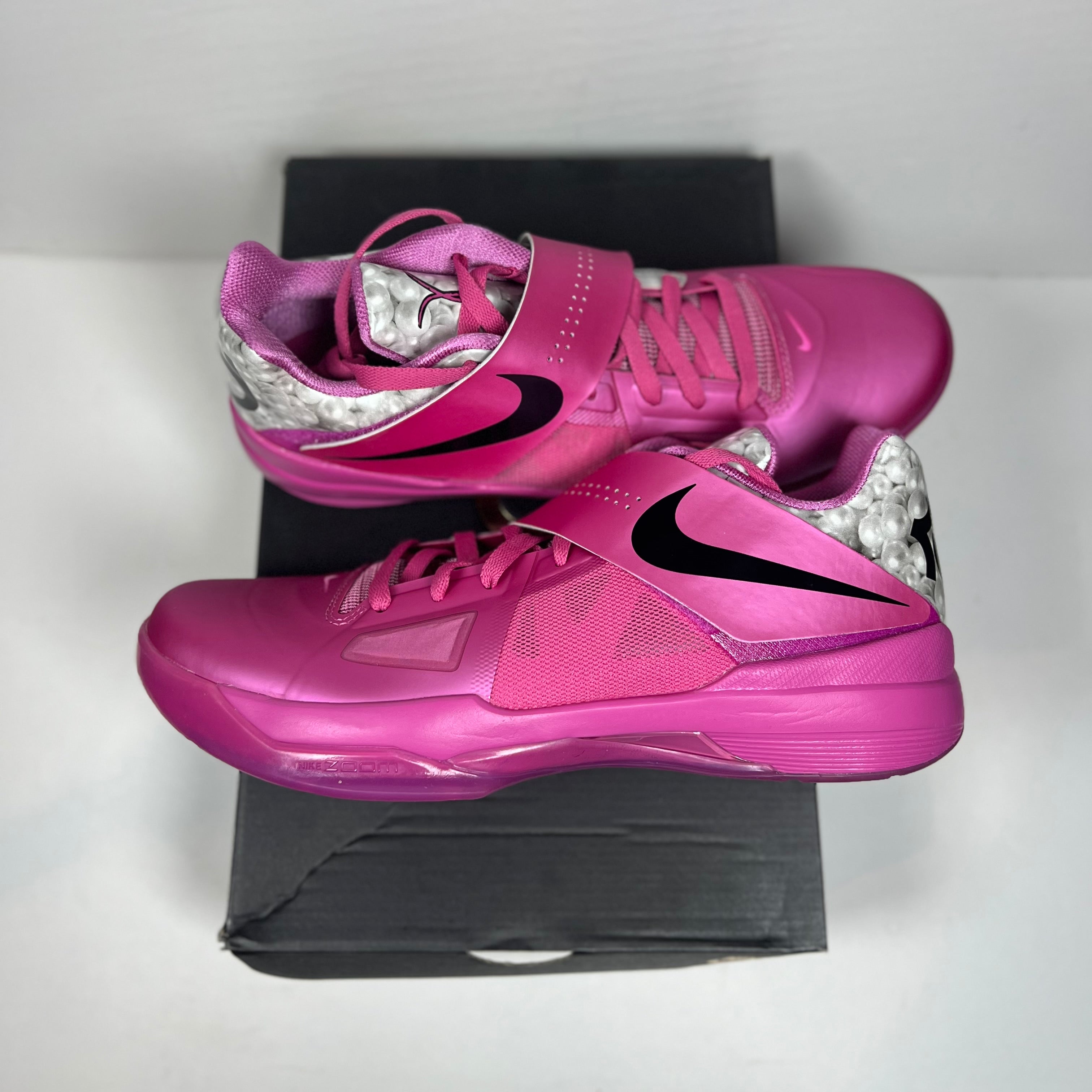 Nike KD 4 “Aunt Pearl” 2024