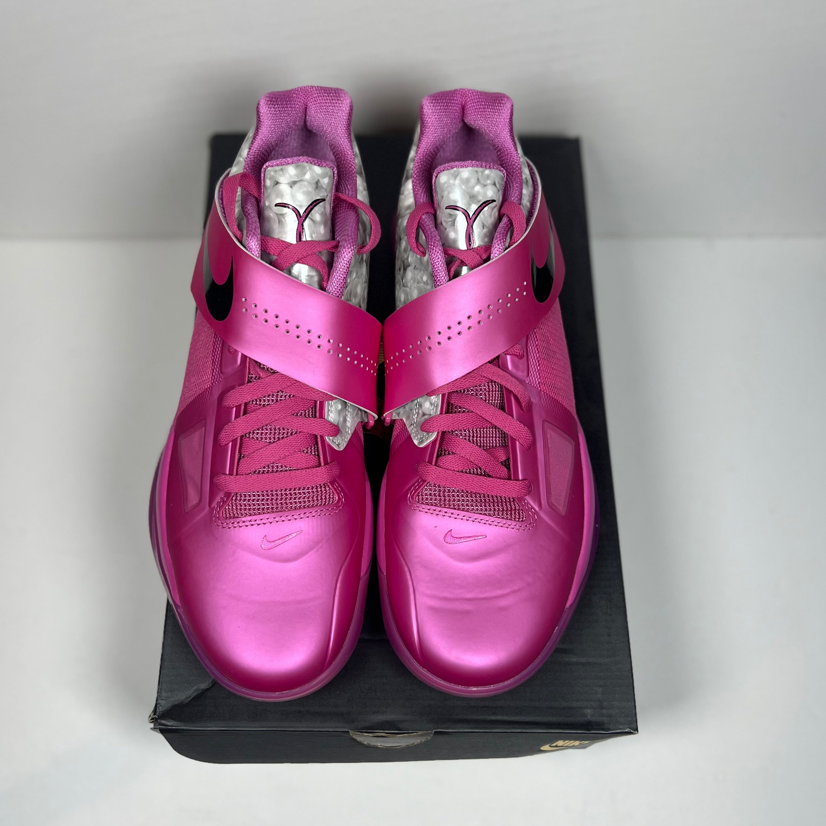 Nike KD 4 “Aunt Pearl” 2024